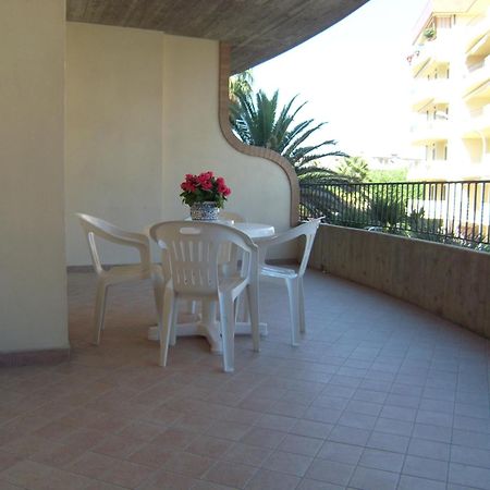ألبا أدرياتيكا Residence Torre Del Mar الغرفة الصورة