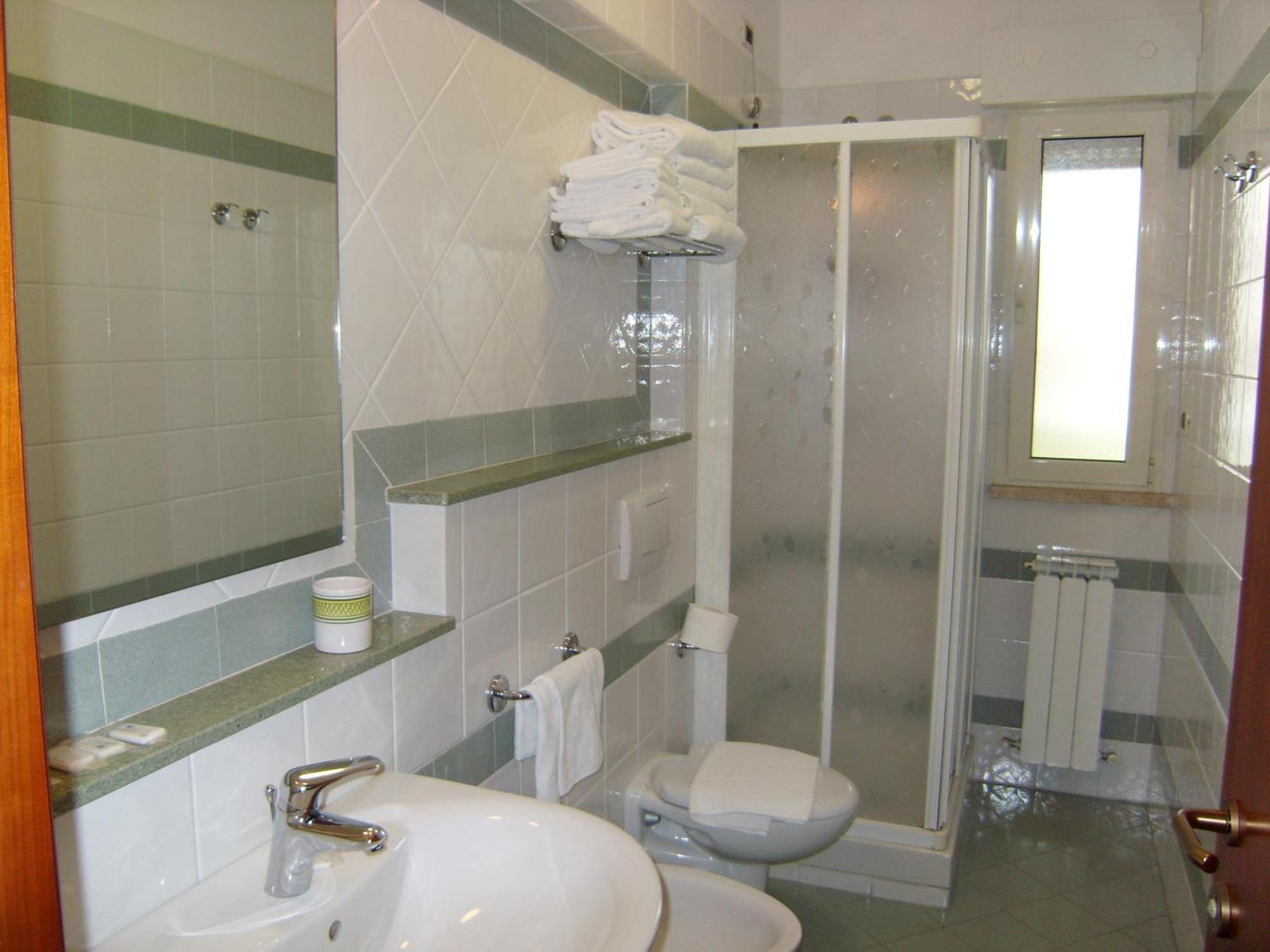 ألبا أدرياتيكا Residence Torre Del Mar الغرفة الصورة