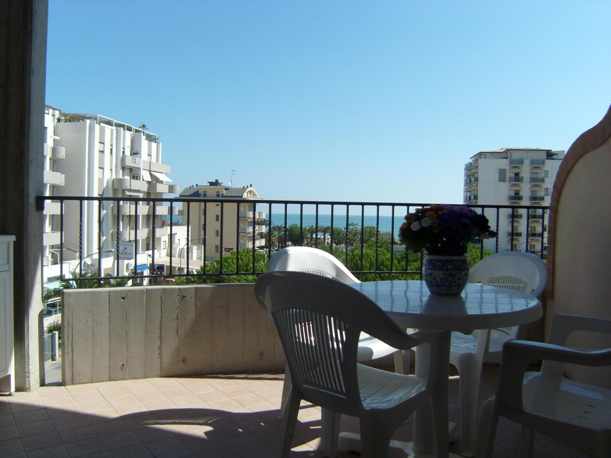 ألبا أدرياتيكا Residence Torre Del Mar الغرفة الصورة